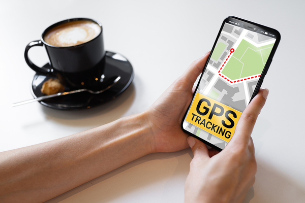 Jeg har erkendt det Ved daggry slag How a GPS Cell Phone Tracker Works and What It Can Do