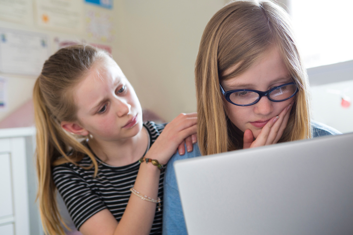 Is Your Teen a Victim of Online Hacking